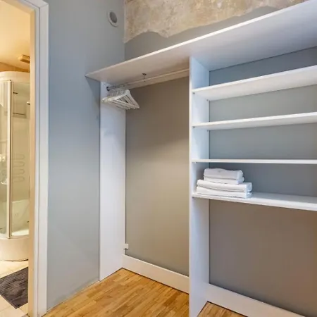 Apartament Enchanting Flat In Beyoglu With Bosphorus View *