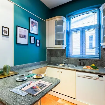 Enchanting Flat In Beyoglu With Bosphorus View * Provincia di Istanbul