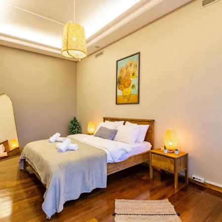 Enchanting Flat In Beyoglu With Bosphorus View 公寓